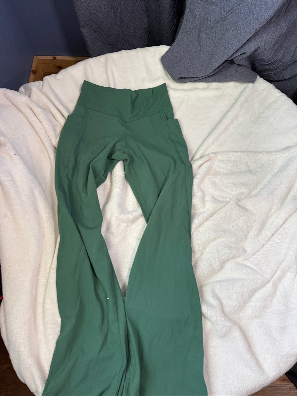 Boot-Cut Active Flare Pants in Forest Green